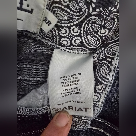 Ariat 29R womens jeans midrise straight leg Great condition - Picture 5 of 7